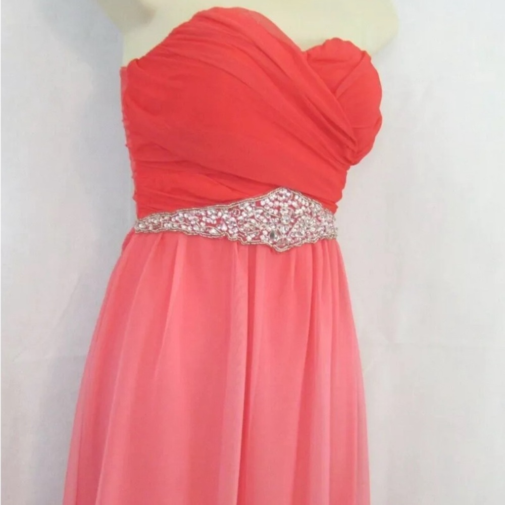 GUITII Long Strapless Stretch Flowing Fancy Party Prom Dress Size 7